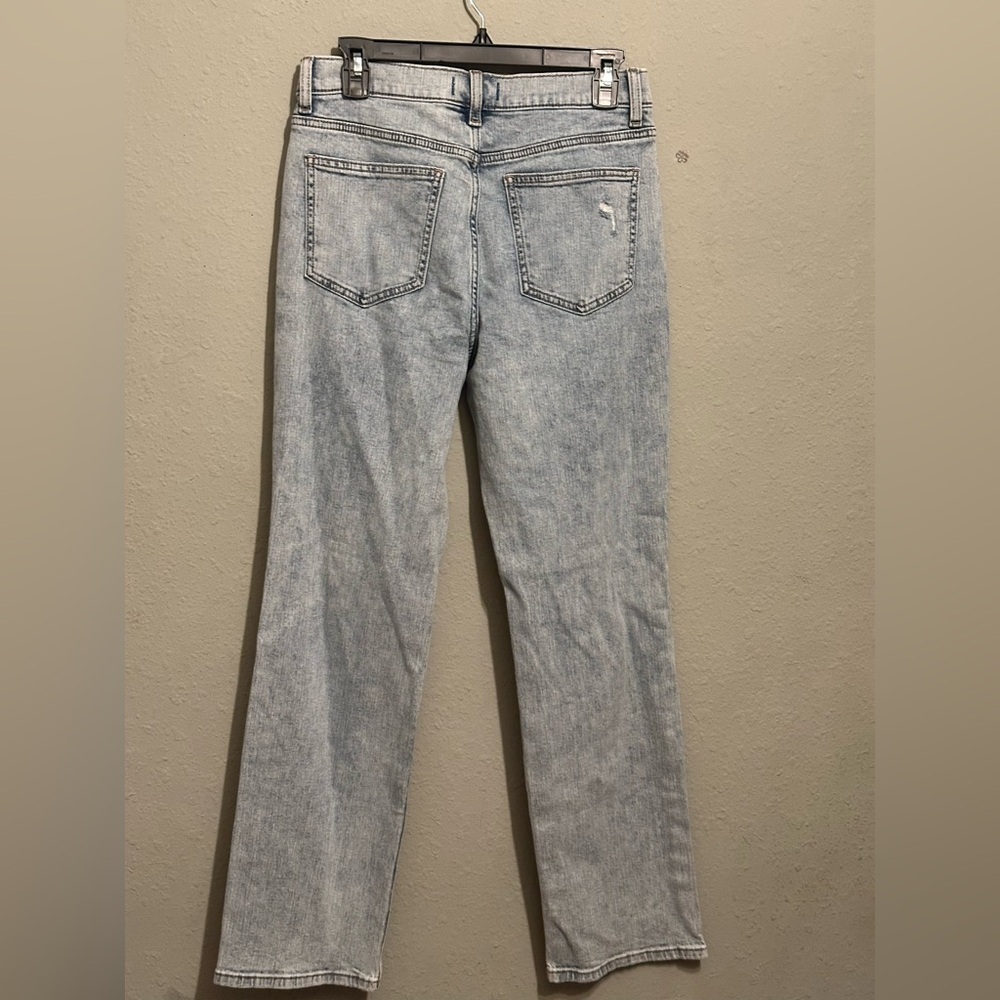 NWT Studio Blue light wash distressed boyfriend jeans - Picture 4 of 12